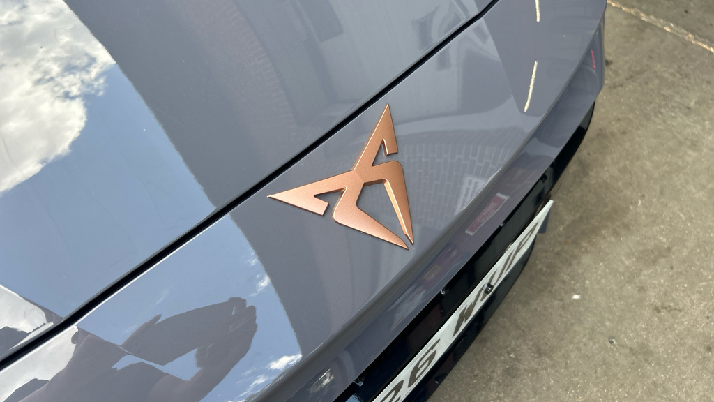 Cupra Leon 1.5 Etsi V2 Estate Hybrid Dsg 150 Ps Grey #45