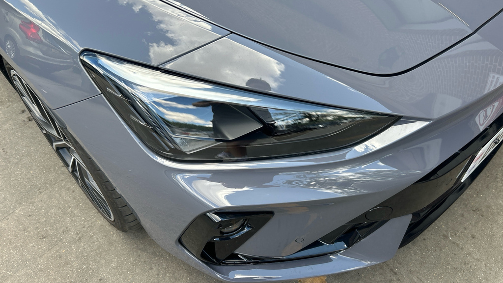 Cupra Leon 1.5 Etsi V2 Estate Hybrid Dsg 150 Ps Grey #44