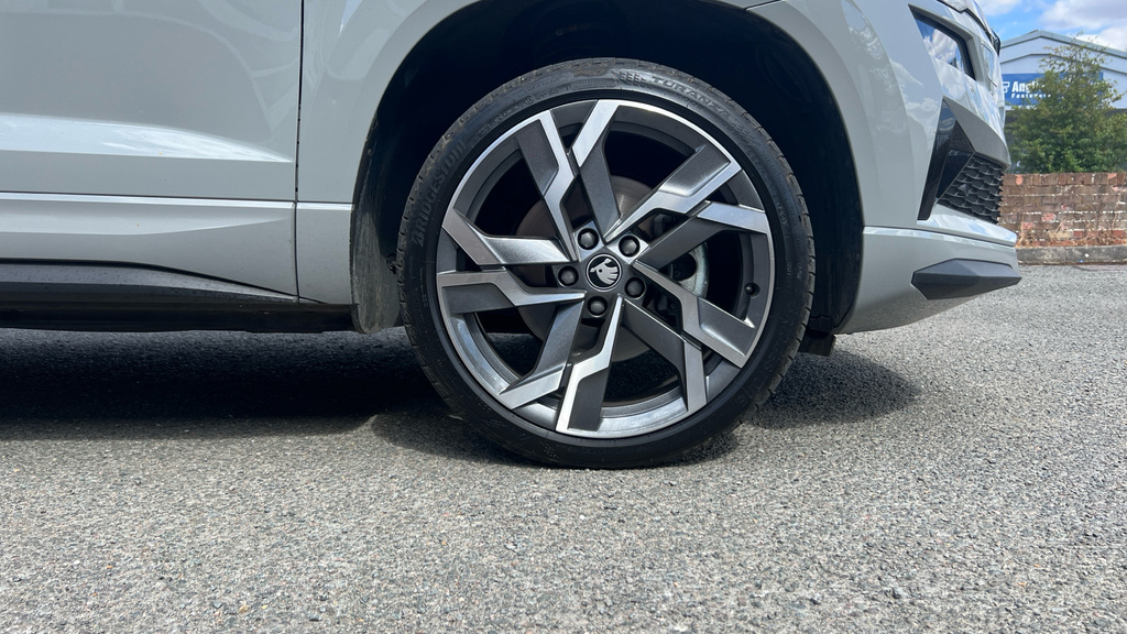 Skoda Karoq 1.5 Tsi Se L White #26