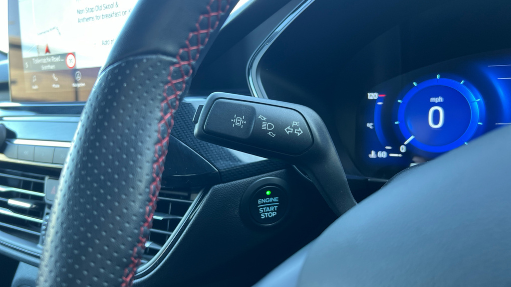 Ford Kuga 2.5 Duratec 14.4Kwh St-line X Edition Plug-in Hybr Silver #29