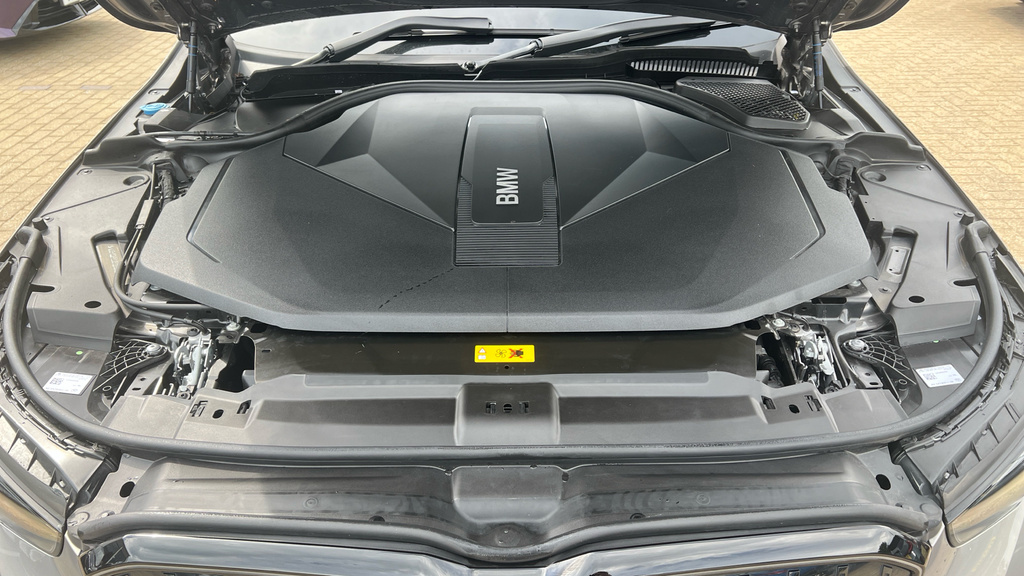 BMW i5 442Kw M60 Xdrive 84Kwh Black #27
