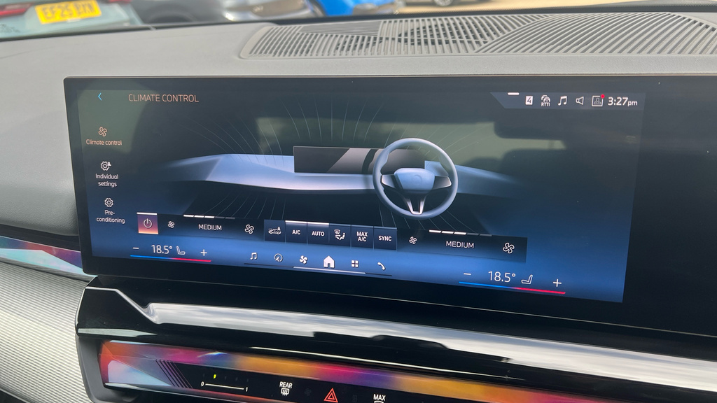 BMW i5 442Kw M60 Xdrive 84Kwh Black #52