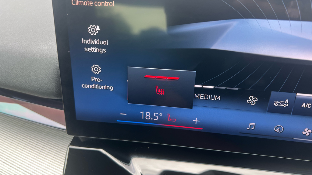 BMW i5 442Kw M60 Xdrive 84Kwh Black #53
