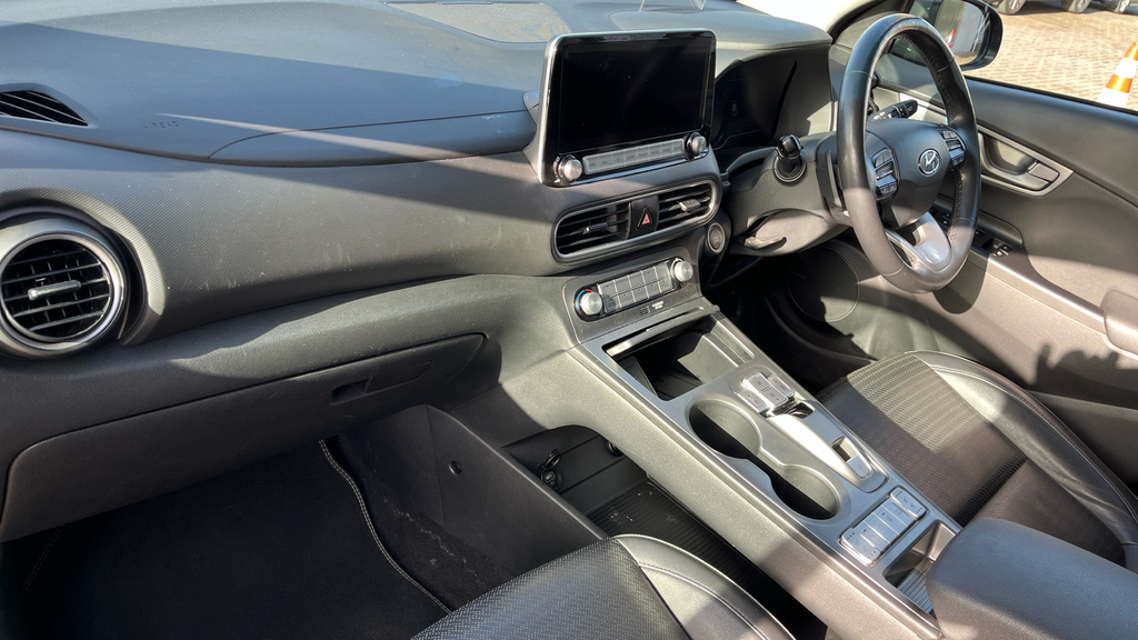 Hyundai Kona Premium Se Grey #10