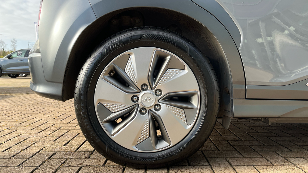 Hyundai Kona Premium Se Grey #20