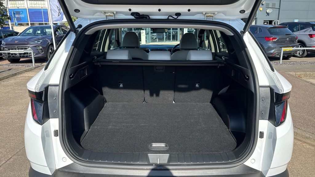 Hyundai Tucson T-gdi N Line White #22