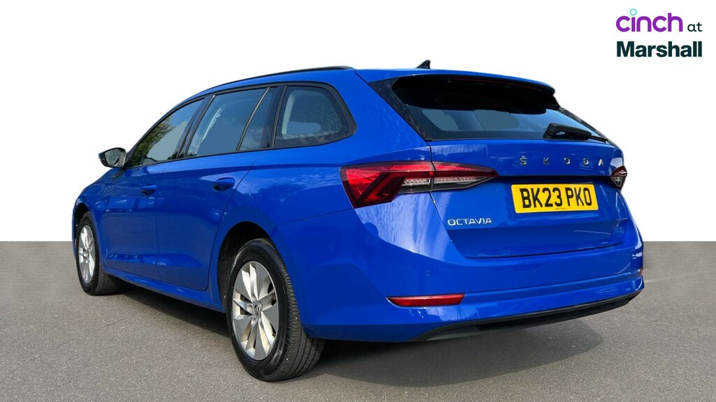 Skoda Octavia Hatchback 2.0Tdi 150Ps Se L Scr Dsg Black #6