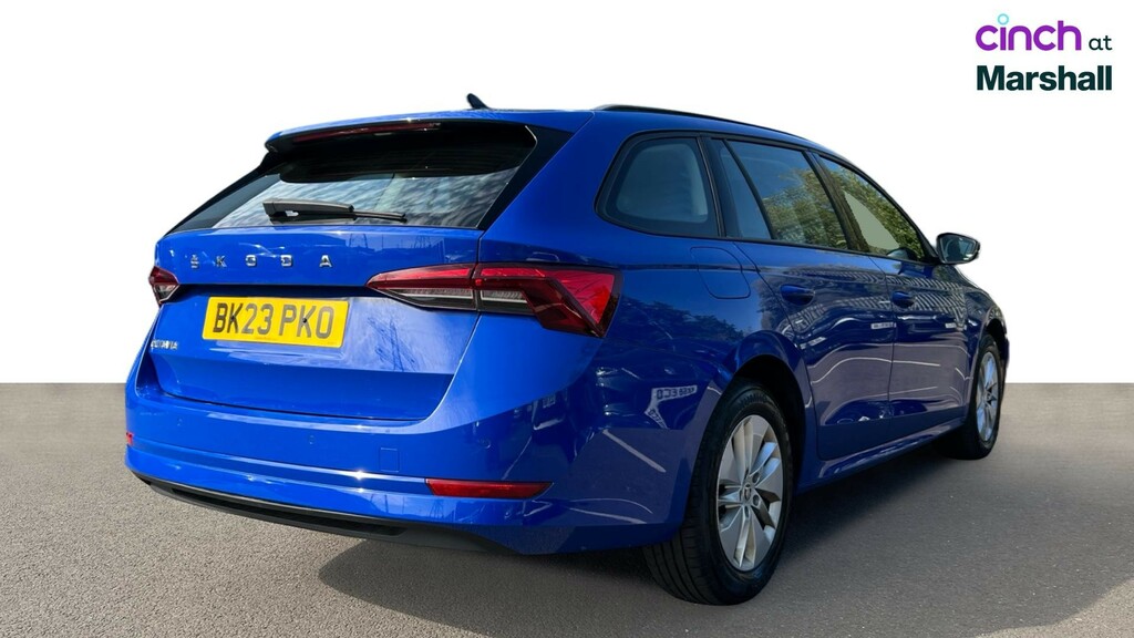 Skoda Octavia Hatchback 2.0Tdi 150Ps Se L Scr Dsg Black #3