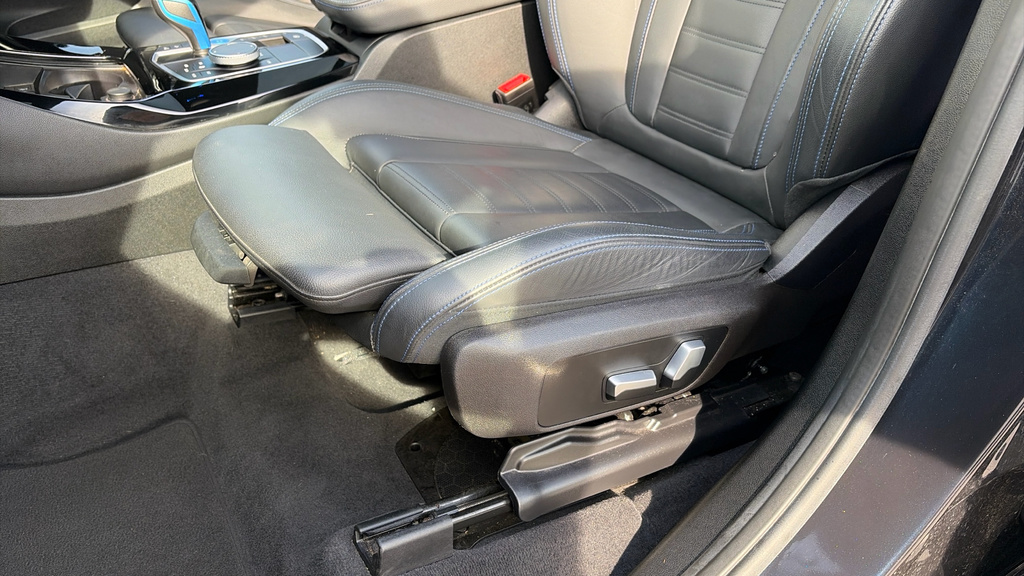 BMW iX3 210Kw M Sport Pro 80Kwh Black #37