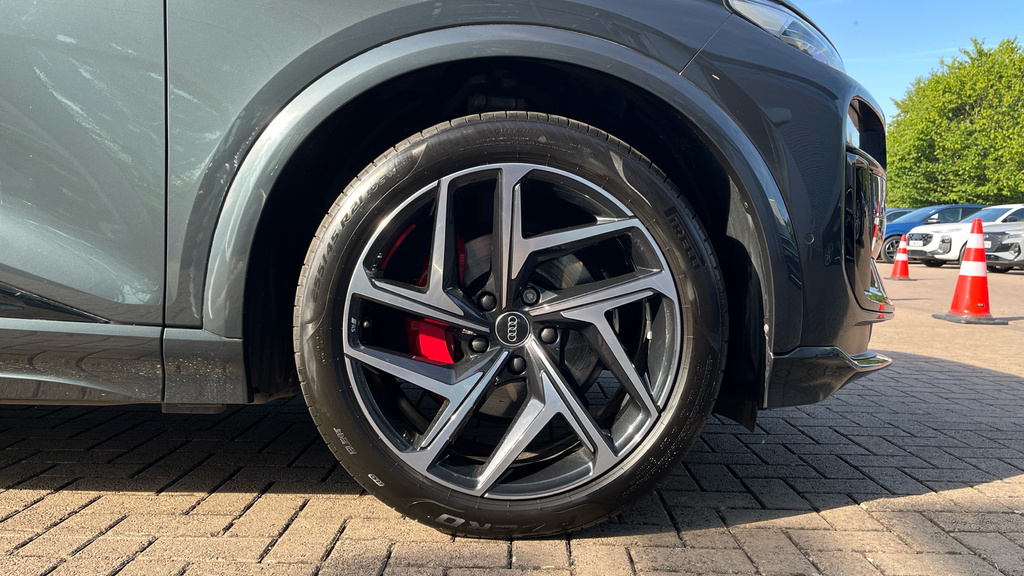 Audi Q6 E-Tron Audi Q6 E-tron Estate Special 185Kw 83Kwh Edition Grey #17