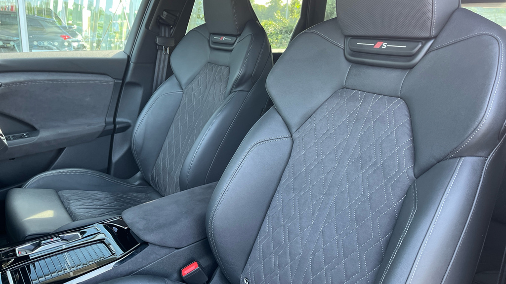 Audi Q6 E-Tron Audi Q6 E-tron Estate Special 185Kw 83Kwh Edition Grey #24