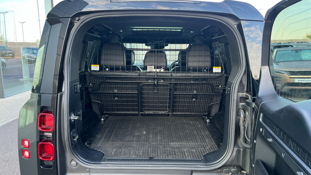 Land Rover Defender Defender 3.0 D250 Hard Top S 3 Seat Black #18