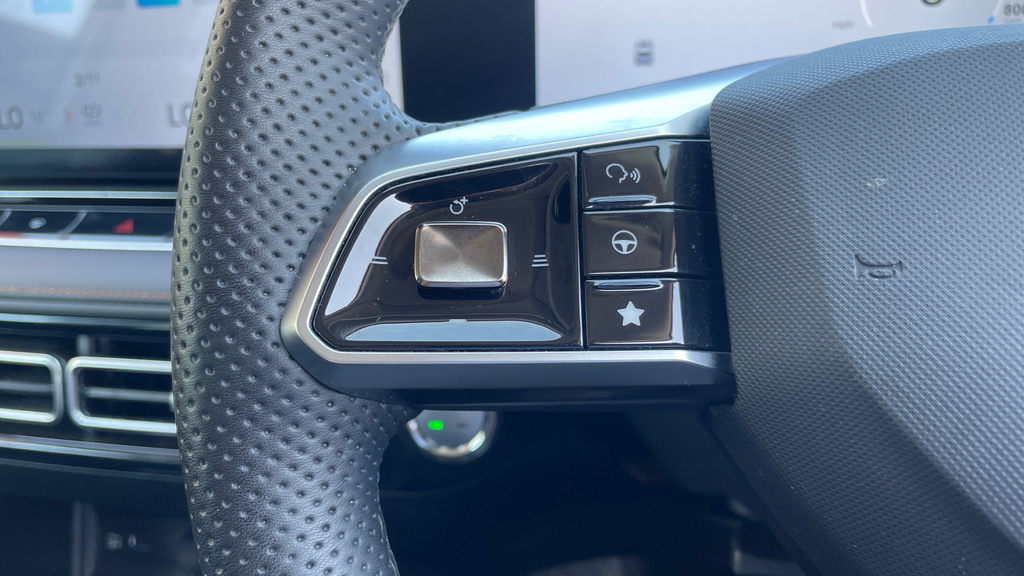 MG HS 1.5 T-gdi 24.7Kwh Trophy Suv Plug-in Hy Black #22