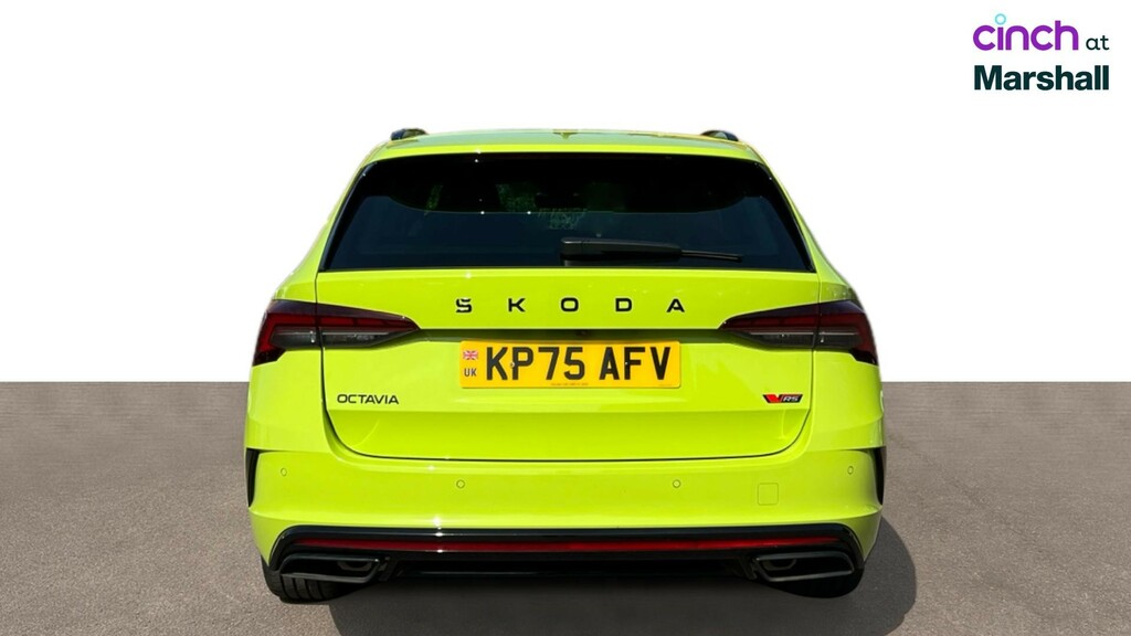 Skoda Octavia 1.5 Tsi 150 E-tec Sportline Dsg Red #4