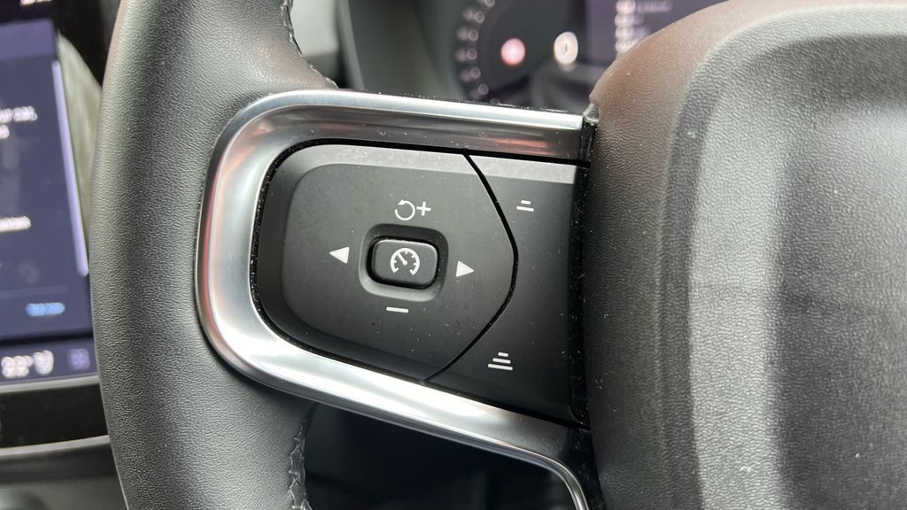 Volvo XC40 Recharge Pro, Twin Motor Black #24