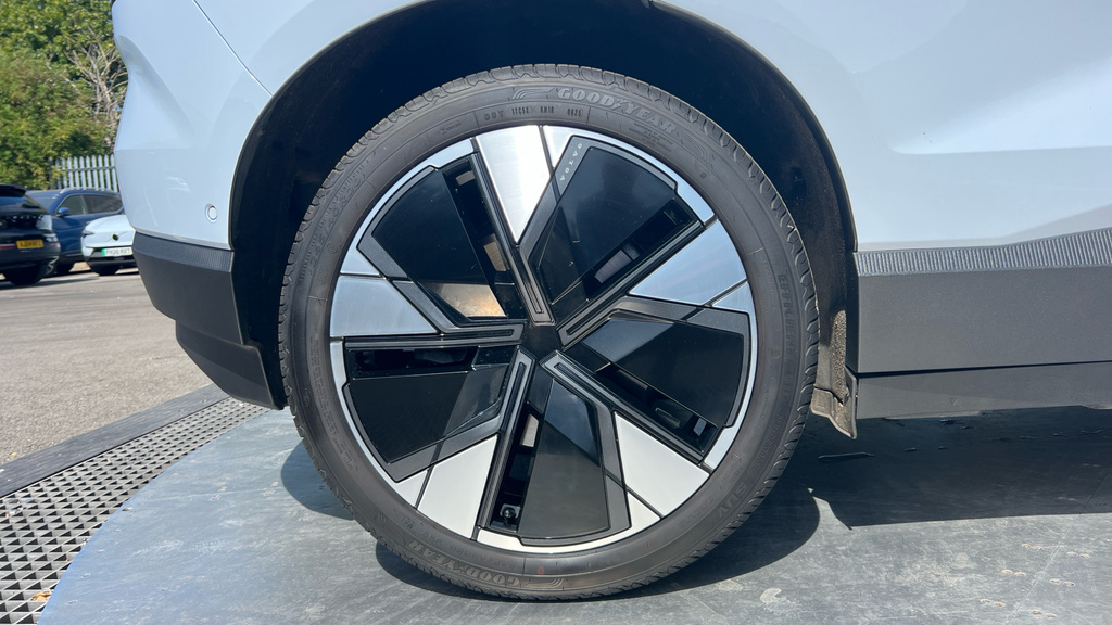 Volvo EX30 315Kw Twin Motor Performance Plus 69Kwh Grey #23
