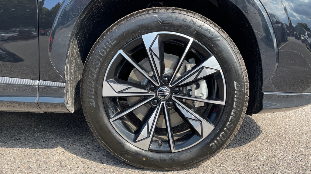 MG HS 1.5T 24.7Kwh Premium Suv Plug-in Hybrid Grey #36