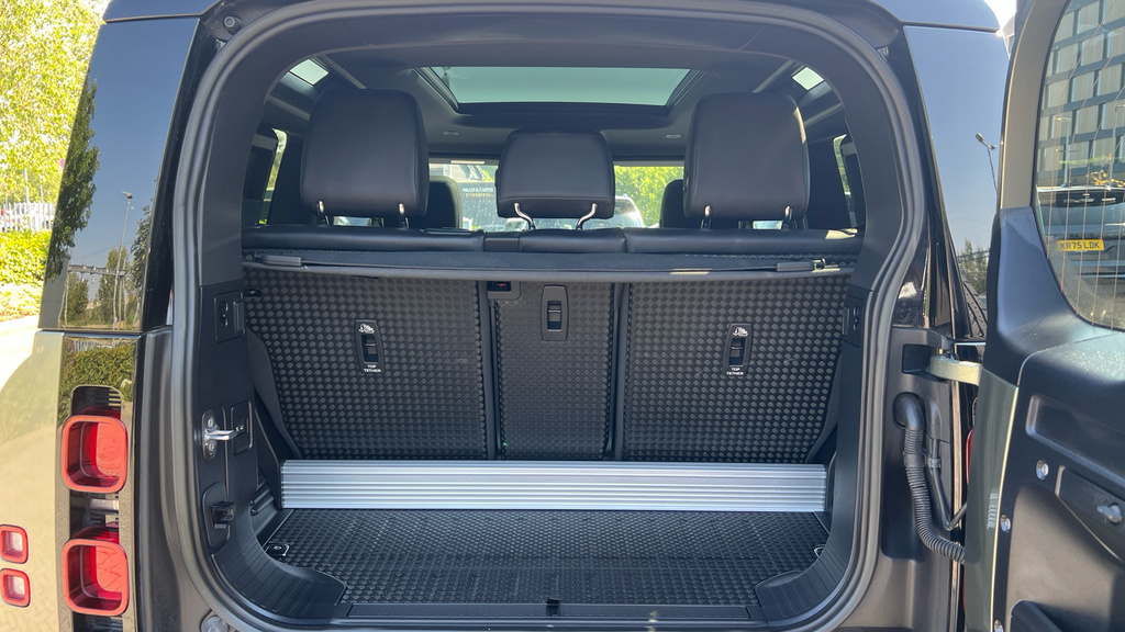 Land Rover Defender 3.0 D300 Mhev X-dynamic Hse Hard Top Suv Diese Grey #26