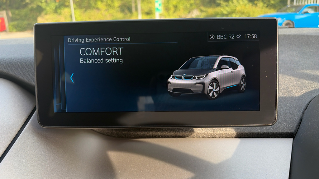 BMW i3 135Kw S 42Kwh Loft Interior World Black #42