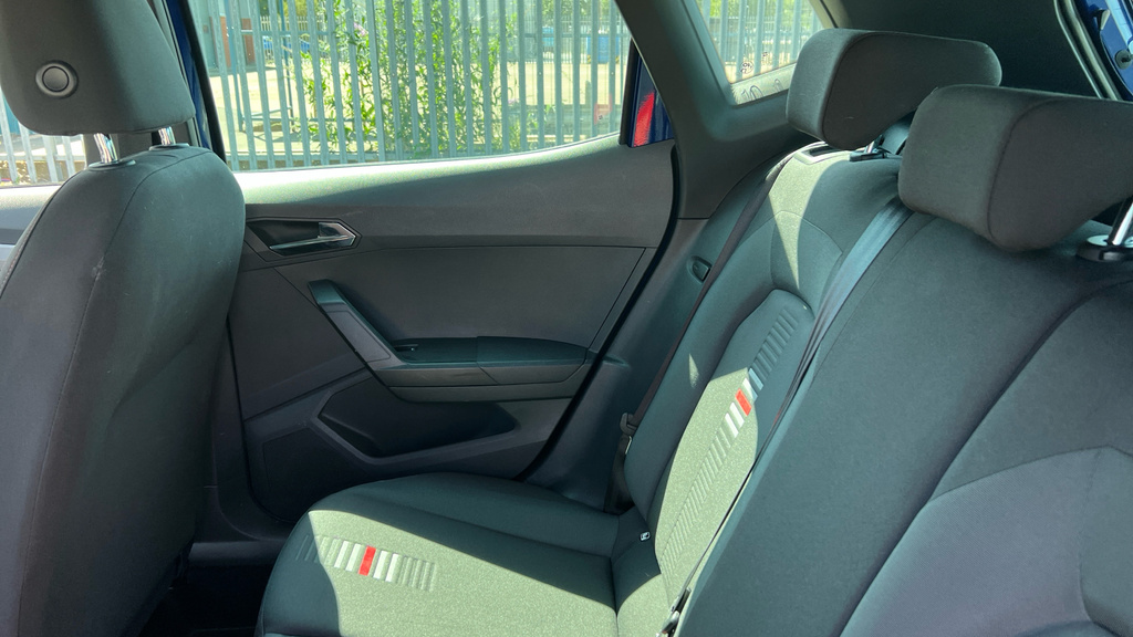 Seat Arona 1.0 Tsi 110 Fr Sport Ez White #24