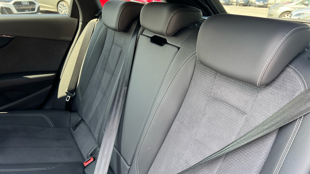 Audi A4 Avant Avant S Line 40 Tfsi 204 Ps S Tronic Blue #19