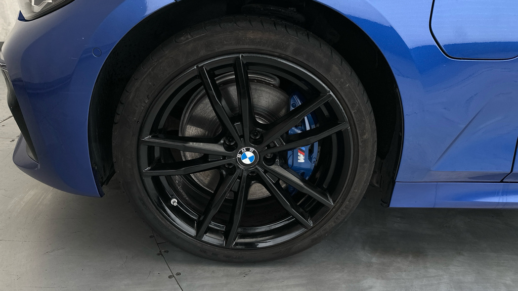 BMW 3 Series 320I M Sport Saloon Blue #27
