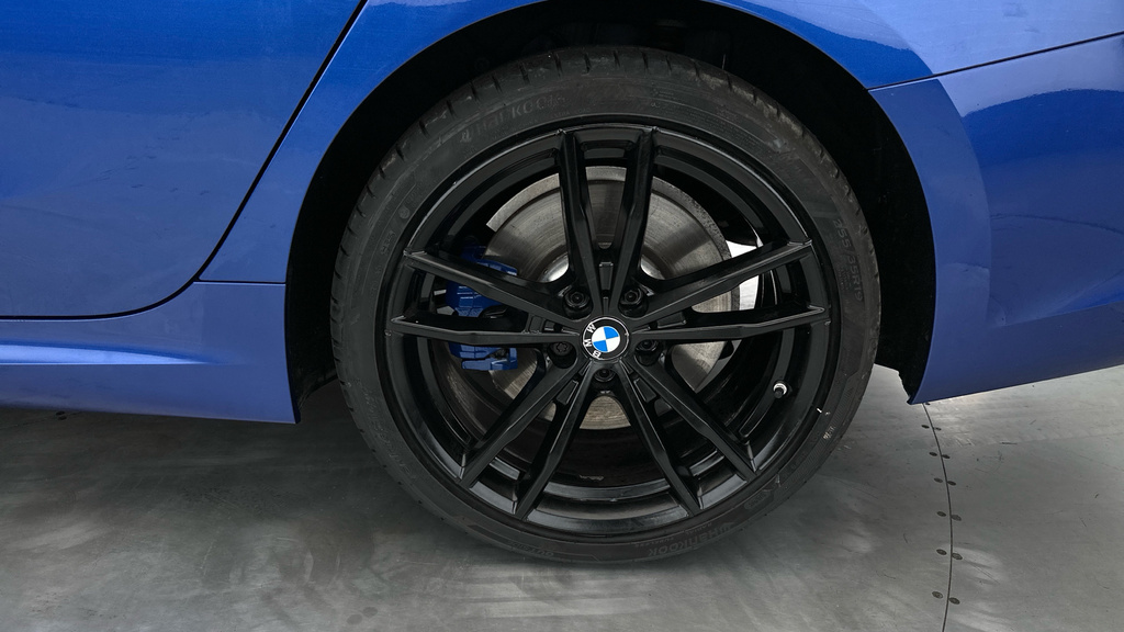 BMW 3 Series 320I M Sport Saloon Blue #28