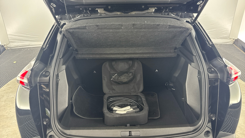 Peugeot e-2008 100Kw Gt Premium 50Kwh Black #15
