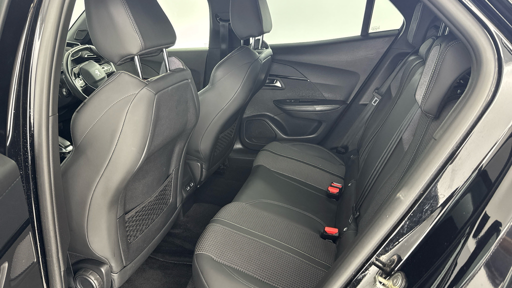 Peugeot e-2008 100Kw Gt Premium 50Kwh Black #14
