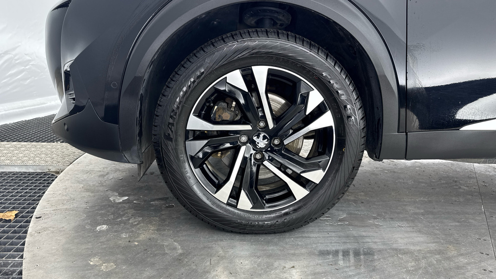 Peugeot e-2008 100Kw Gt Premium 50Kwh Black #19