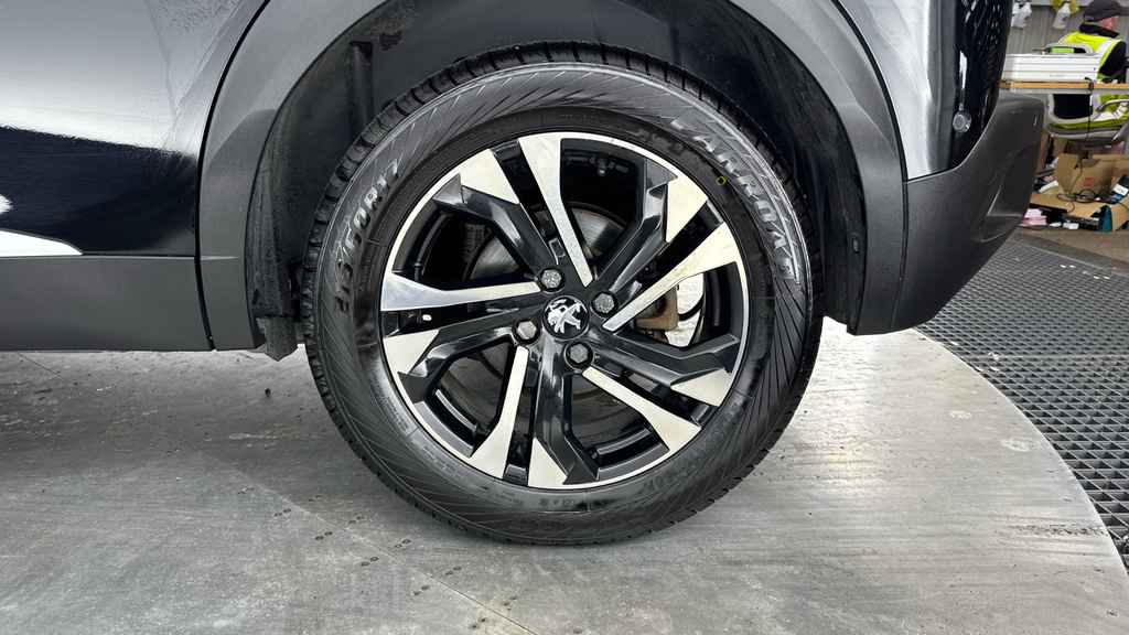 Peugeot e-2008 100Kw Gt Premium 50Kwh Black #20