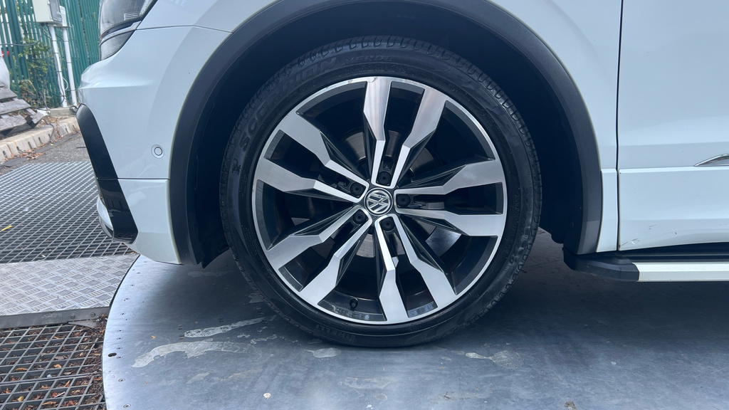 Volkswagen Tiguan Match Grey #26