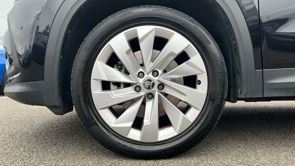 Skoda Kodiaq 1.5 Tsi E-tec Se Dsg 7 Seat White #24