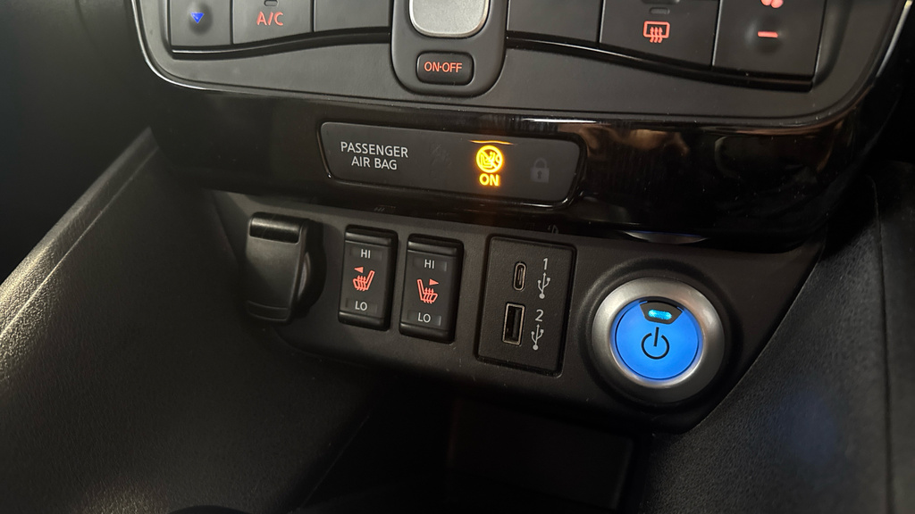 Nissan Leaf 110Kw N-connecta 39Kwh 2022 Grey #13