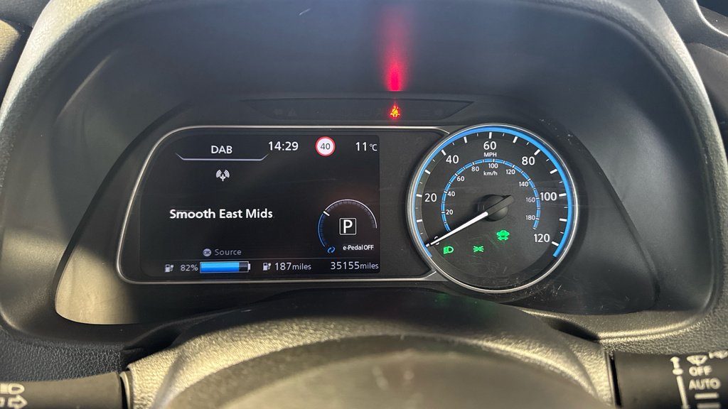 Nissan Leaf 110Kw N-connecta 39Kwh 2022 Grey #16