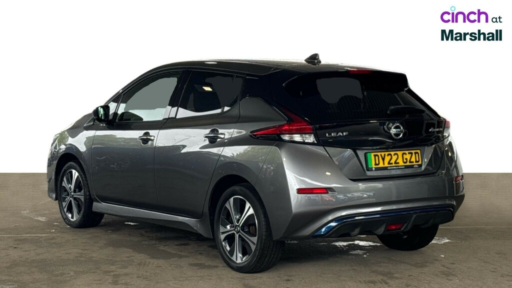 Nissan Leaf 110Kw N-connecta 39Kwh 2022 Grey #5
