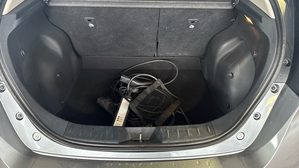 Nissan Leaf 110Kw N-connecta 39Kwh 2022 Grey #18