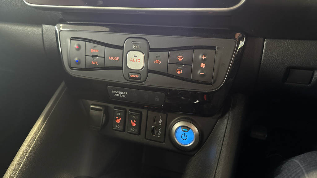 Nissan Leaf 110Kw N-connecta 39Kwh 2022 Grey #28