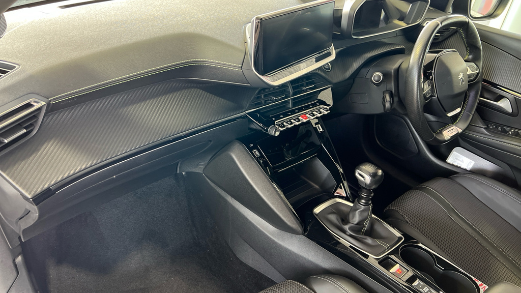Peugeot 208 1.2 Puretech 100 Allure Premium Hatchback Yellow #10