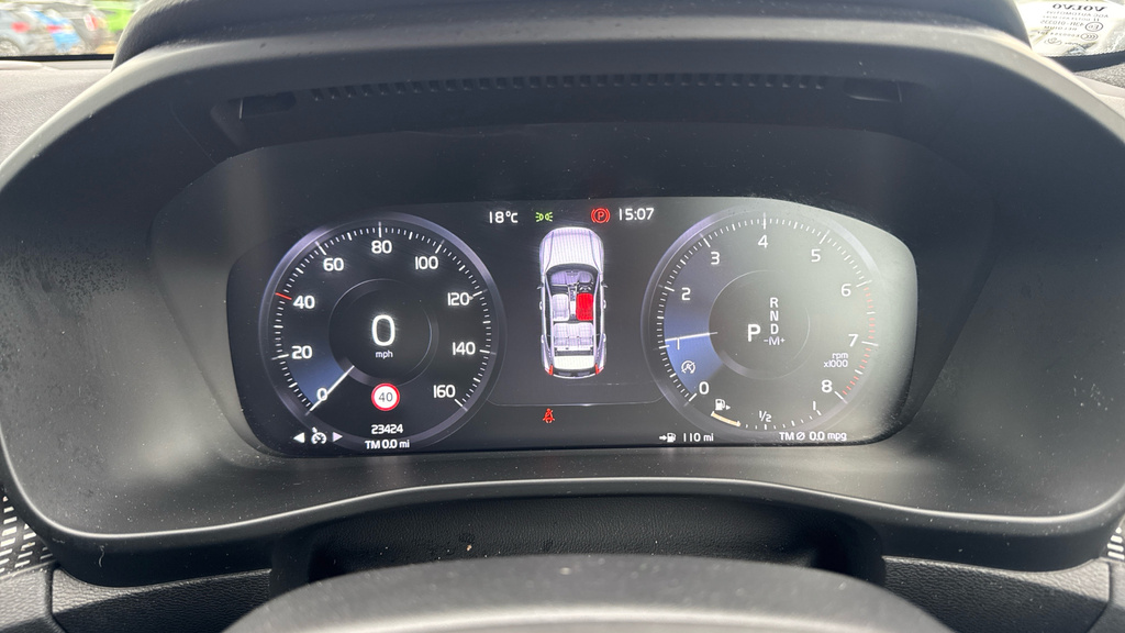 Volvo XC40 1.5 T4 Recharge Phev R Design Black #13