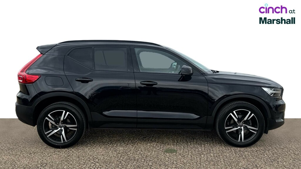 Volvo XC40 1.5 T4 Recharge Phev R Design Black #2