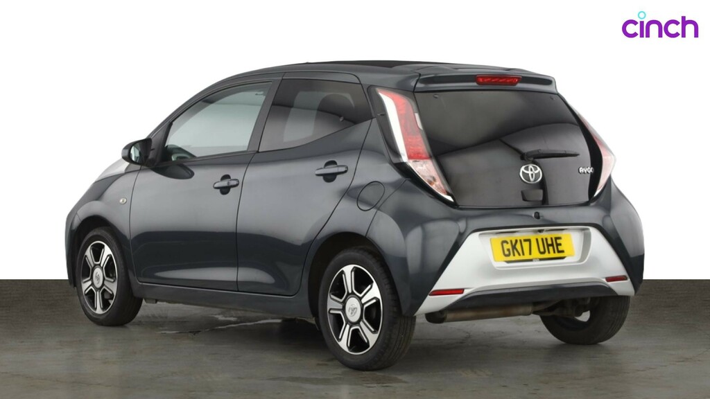 Toyota Aygo X X-play White #5