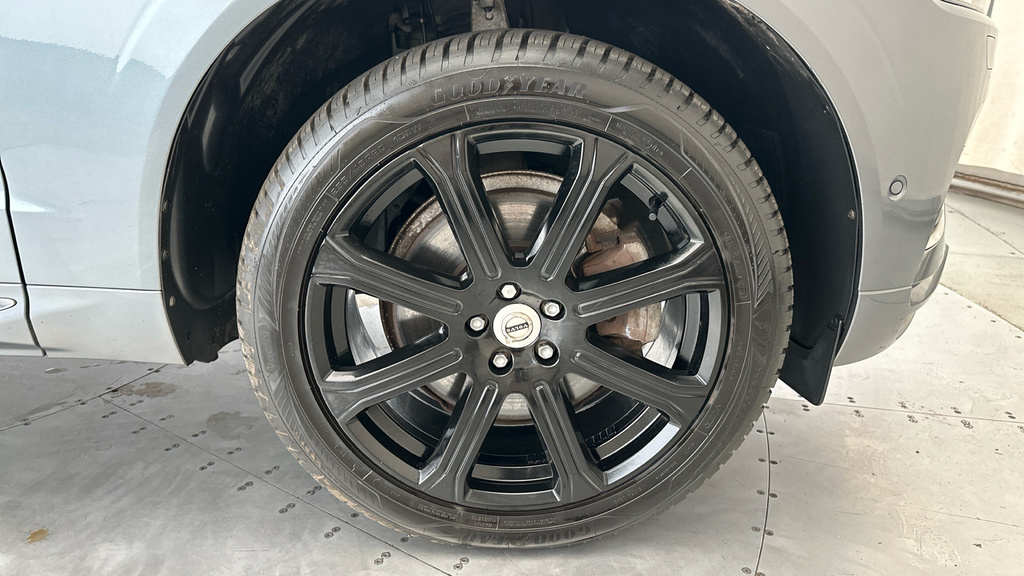 Volvo XC60 2.0 D5 Powerpulse R Design Awd Geartronic 2018 Red #31