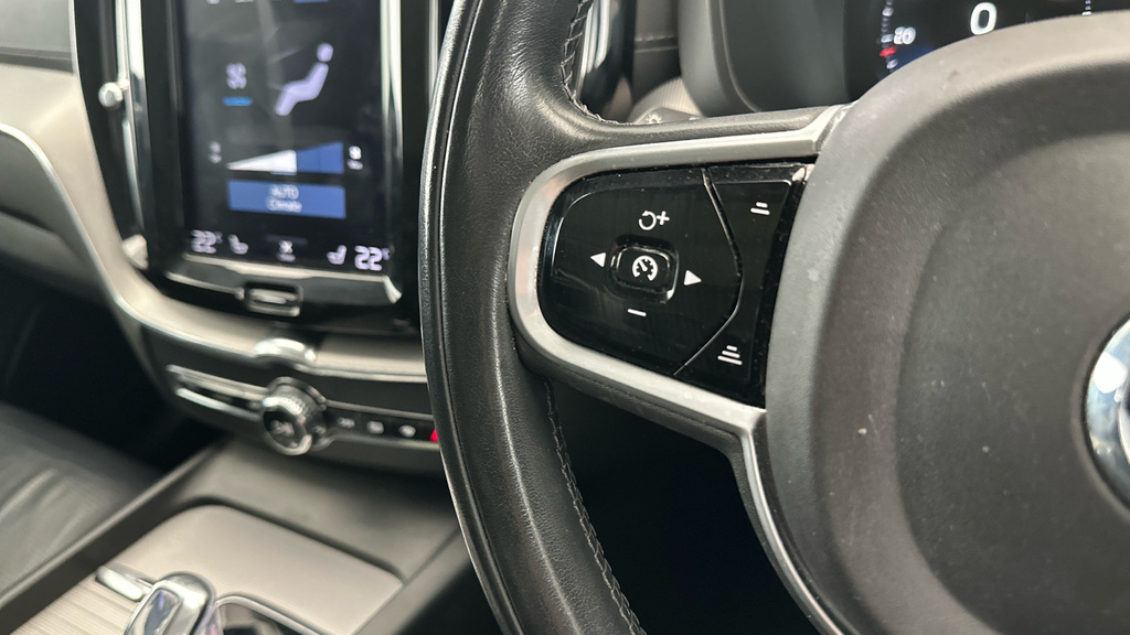 Volvo XC60 2.0 D5 Powerpulse R Design Awd Geartronic 2018 Red #20