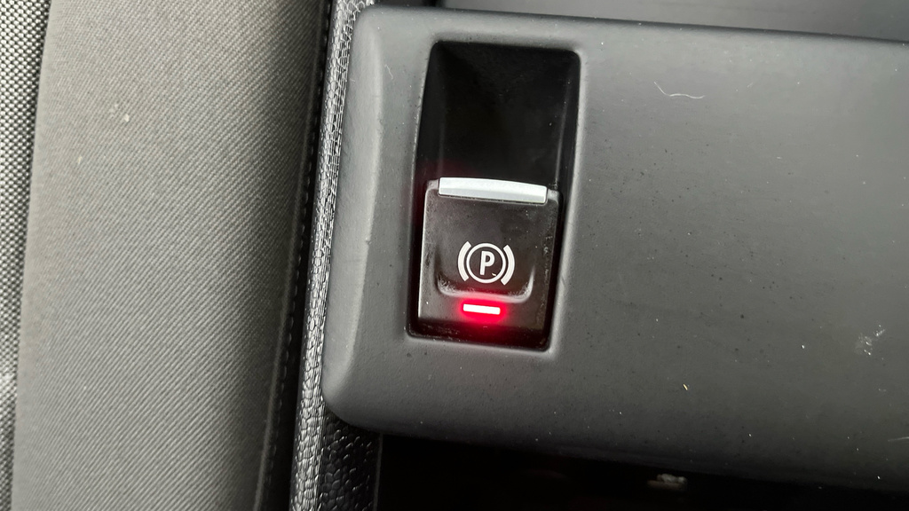 BMW i3 135Kw S 42Kwh Suite Interior World Blue #14