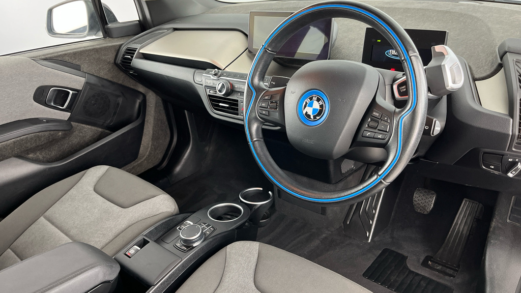 BMW i3 135Kw S 42Kwh Suite Interior World Blue #9