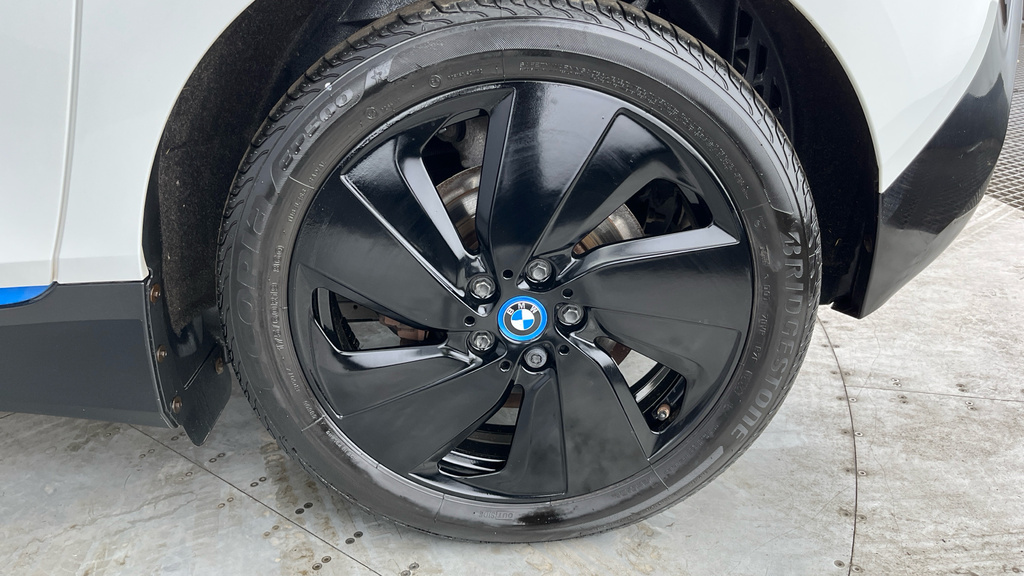 BMW i3 135Kw S 42Kwh Suite Interior World Blue #27