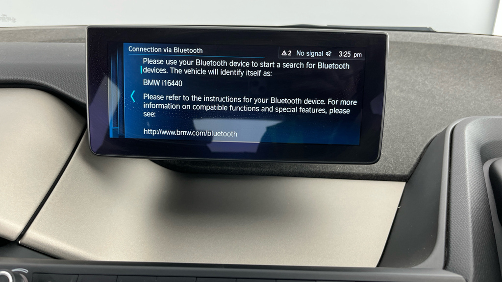 BMW i3 135Kw S 42Kwh Suite Interior World Blue #15