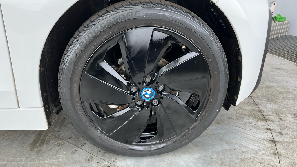 BMW i3 135Kw S 42Kwh Suite Interior World Blue #29