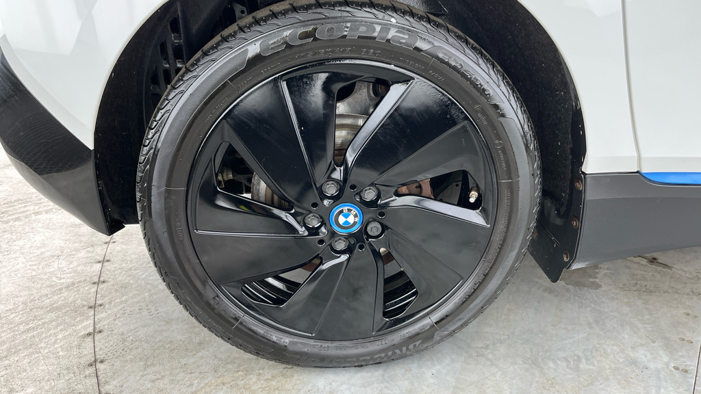 BMW i3 135Kw S 42Kwh Suite Interior World Blue #28